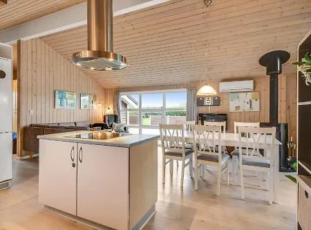 C11653-hemmet-ranunkelvaenget-4 * Hemmet
